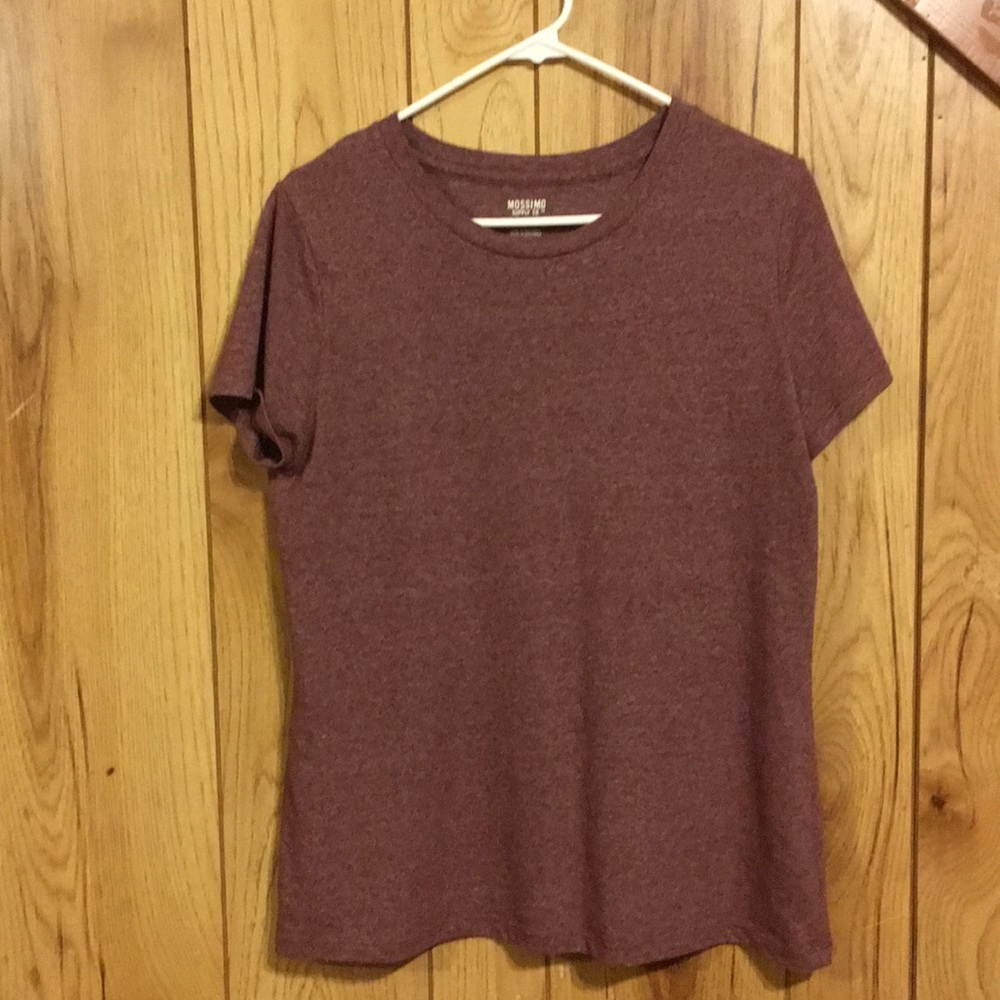 Burgundy red t shirt